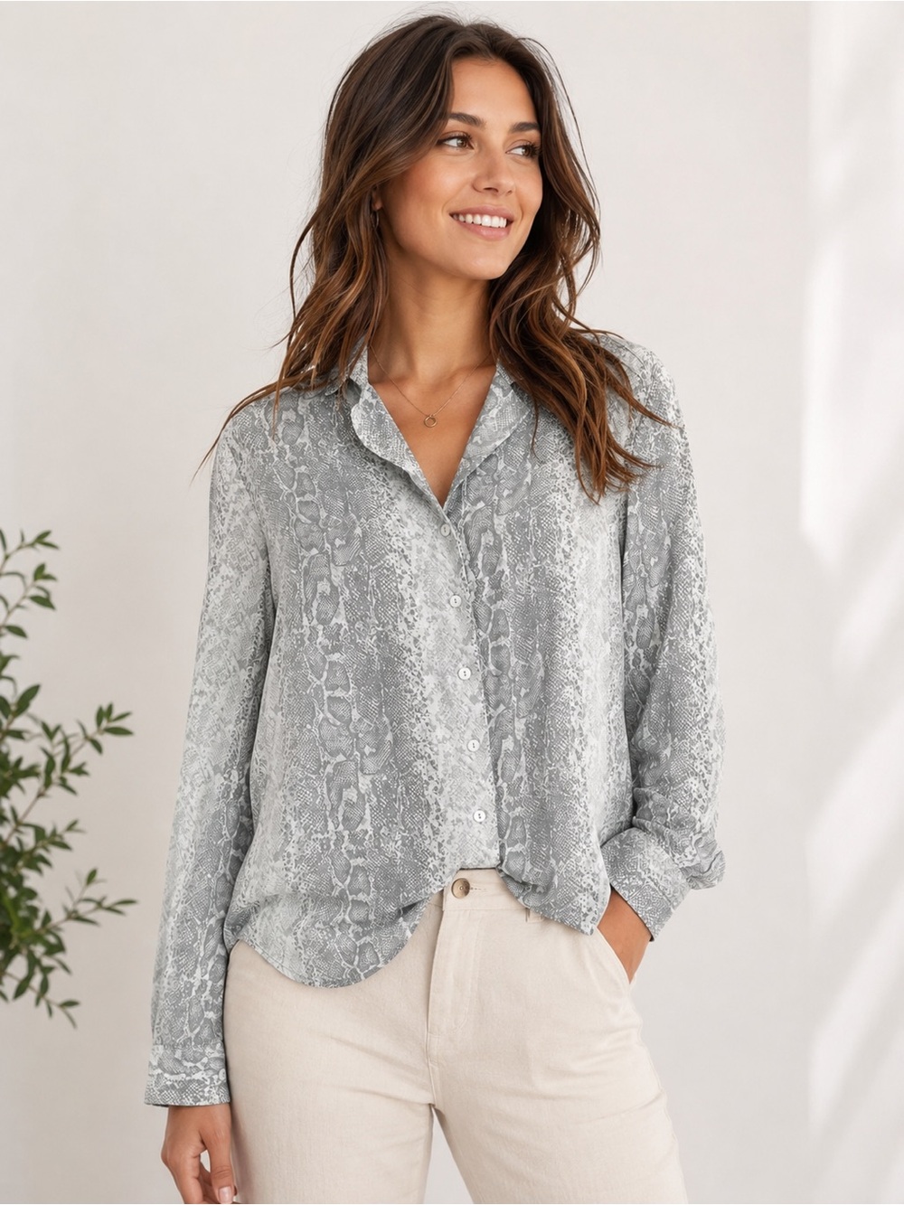 Skies Are Blue Gray Snakeskin Print Button-Front Blouse Size Large